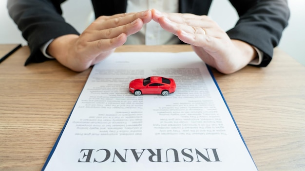 Jak obliczyć ubezpieczenia samochodu w praktyce?