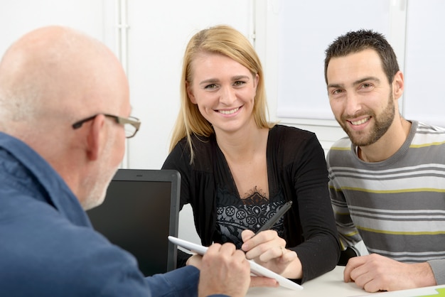 PZU ubezpieczenie grupowe jak zgłosić zdarzenie?