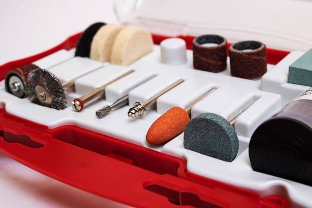 Co kierowca powinien mieć ze sobą podczas codziennej jazdy?